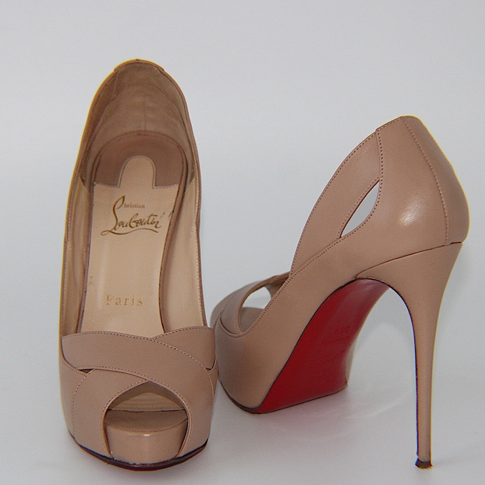 CHRISTIAN LOUBITON HEELS
